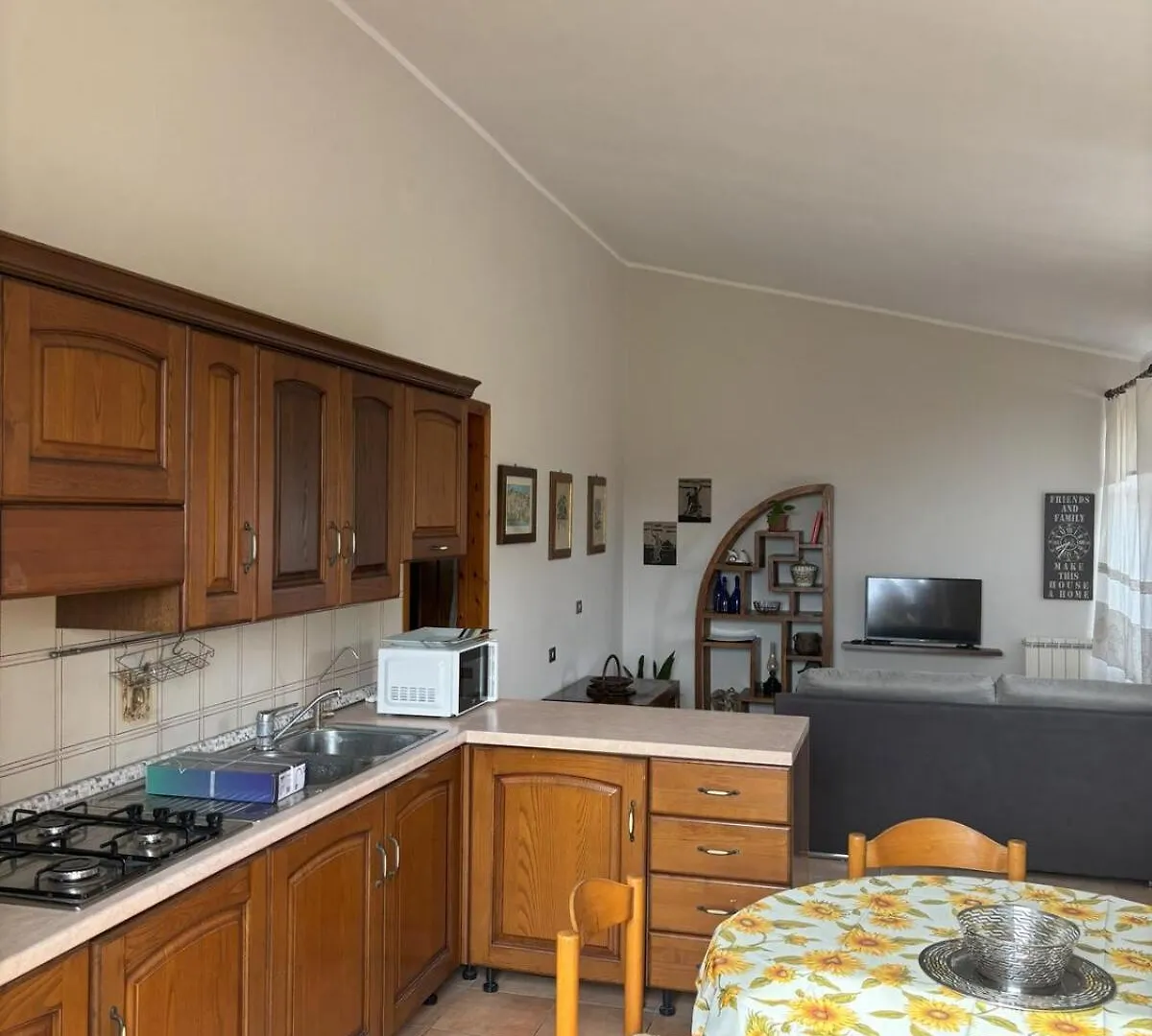 Bosa Appartamento Bouganville Con Vista Mare Magomadas