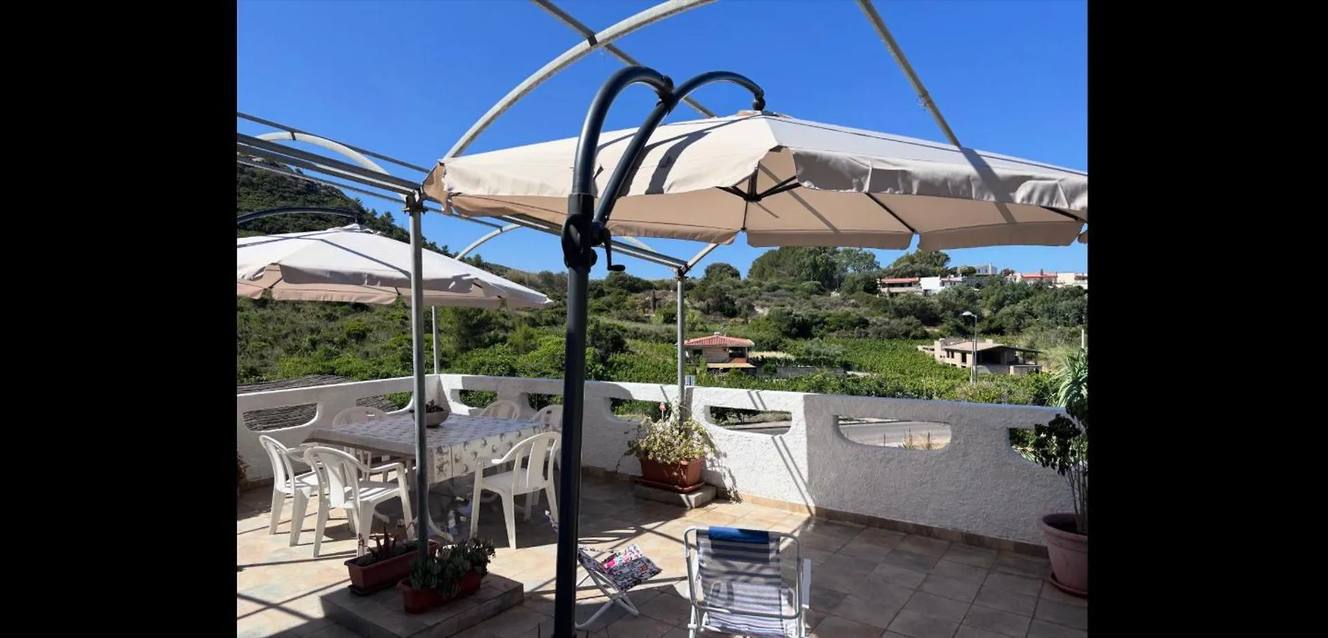 Bosa Appartamento Bouganville Con Vista Mare Magomadas Appartement